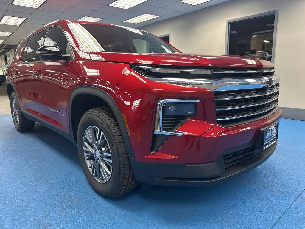 new 2025 Chevrolet Traverse car, priced at $39,940