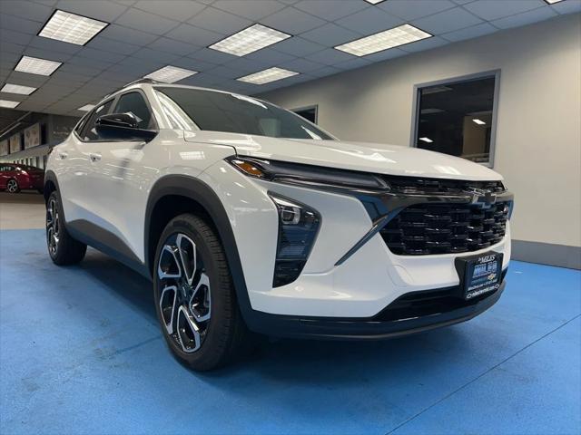 new 2025 Chevrolet Trax car, priced at $25,690