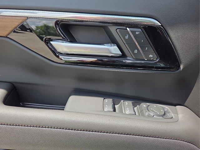 new 2025 Chevrolet Suburban car, priced at $94,450