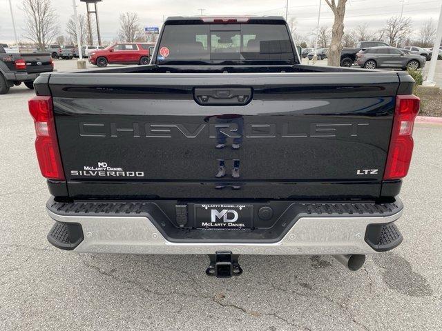 new 2025 Chevrolet Silverado 3500 car, priced at $83,685