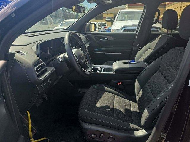 used 2024 Chevrolet Traverse car, priced at $37,561