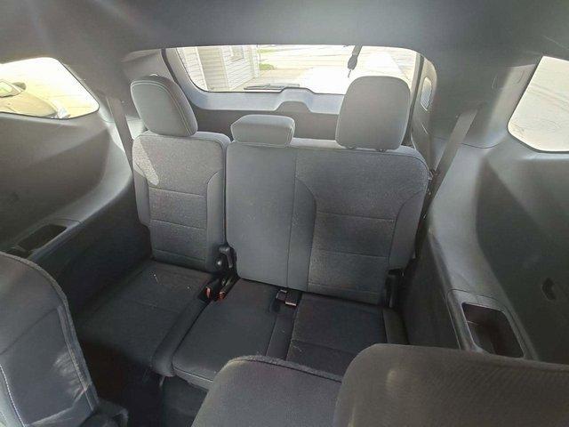 used 2024 Chevrolet Traverse car, priced at $37,561