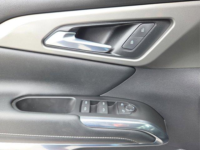 used 2024 Chevrolet Traverse car, priced at $39,385