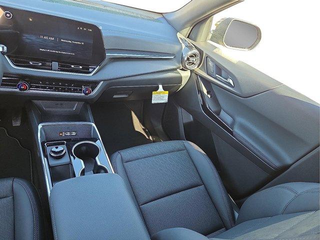 new 2026 Chevrolet Equinox car, priced at $32,090