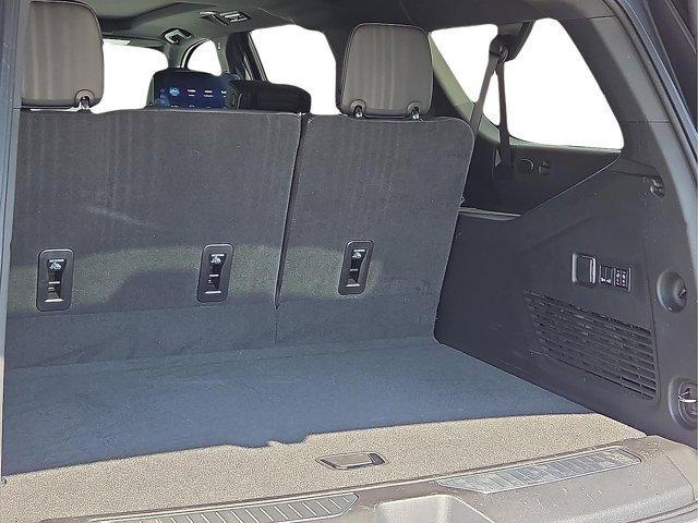 new 2025 Chevrolet Suburban car, priced at $81,000