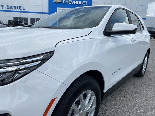 used 2023 Chevrolet Equinox car, priced at $23,164