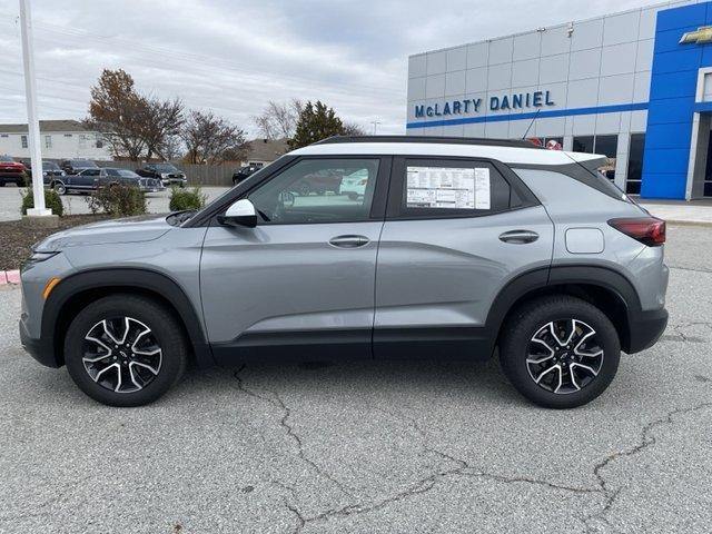 new 2025 Chevrolet TrailBlazer car, priced at $26,800