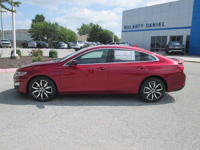 new 2025 Chevrolet Malibu car, priced at $25,300