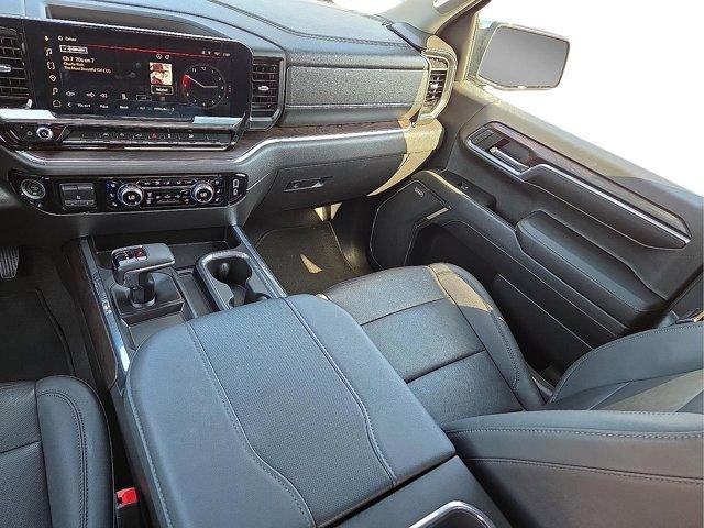 used 2024 GMC Sierra 1500 car, priced at $45,017