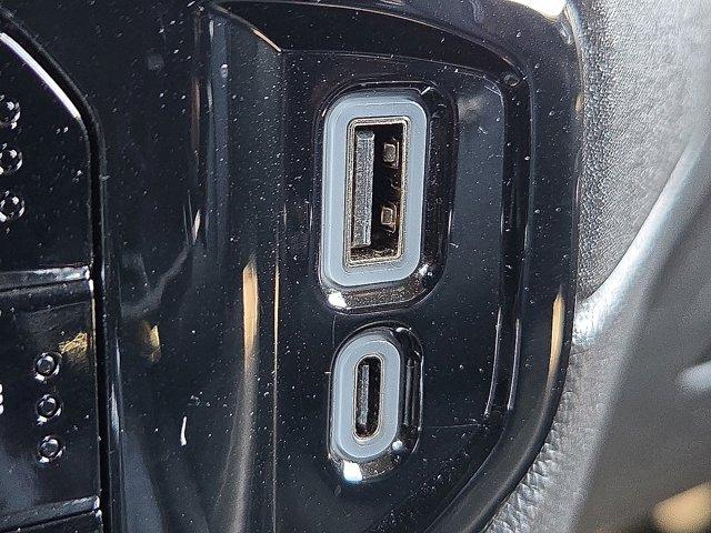 used 2024 GMC Sierra 1500 car, priced at $45,017