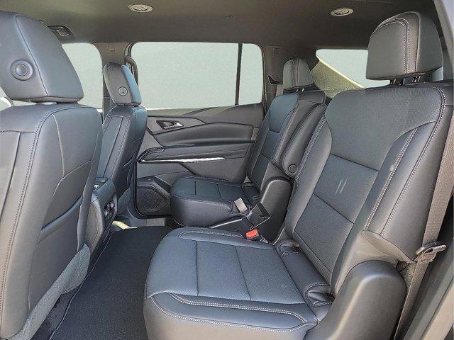 new 2026 Chevrolet Traverse car, priced at $43,373