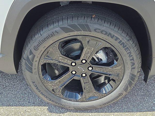 new 2026 Chevrolet Equinox car, priced at $32,160