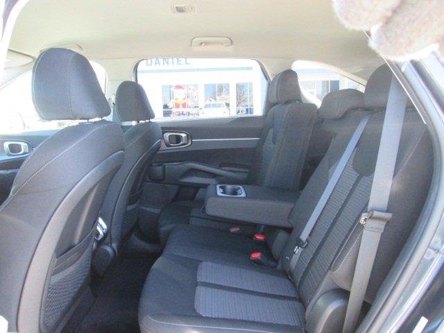 used 2023 Kia Sorento car, priced at $24,000