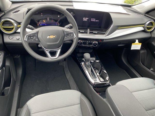 new 2025 Chevrolet Trax car, priced at $24,442