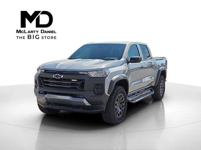 new 2026 Chevrolet Colorado car, priced at $43,615