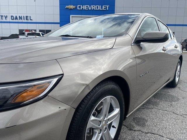 used 2022 Chevrolet Malibu car, priced at $20,001