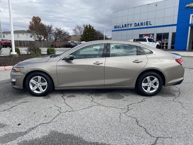 used 2022 Chevrolet Malibu car, priced at $20,001