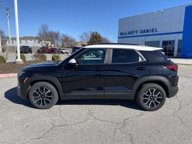 new 2025 Chevrolet TrailBlazer car, priced at $28,881