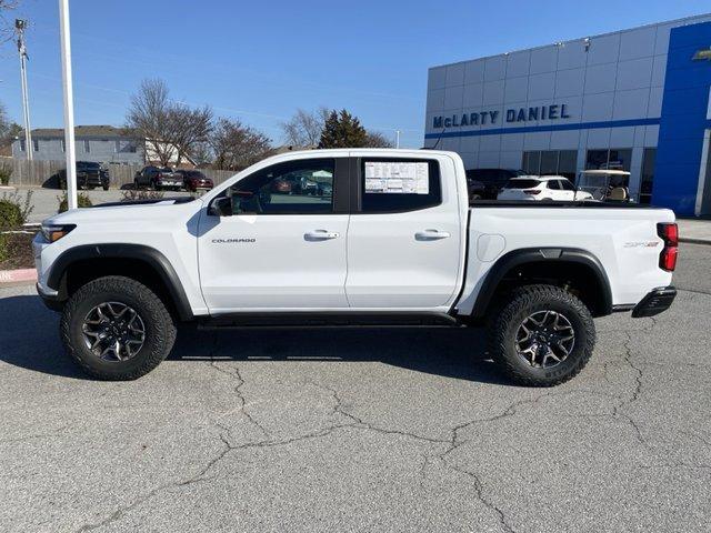 new 2025 Chevrolet Colorado car, priced at $52,013