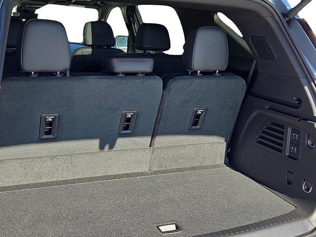 new 2026 Chevrolet Traverse car, priced at $56,111