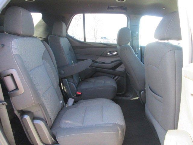 used 2023 Chevrolet Traverse car, priced at $29,177