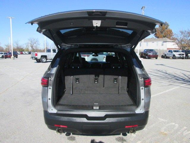 used 2023 Chevrolet Traverse car, priced at $29,177