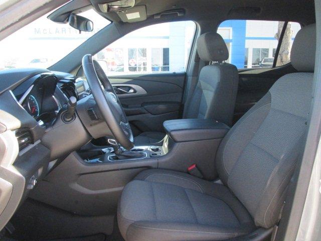 used 2023 Chevrolet Traverse car, priced at $29,177