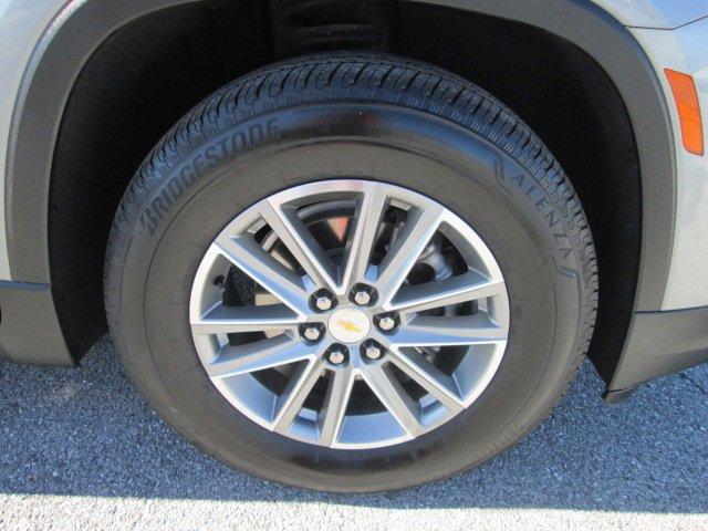 used 2023 Chevrolet Traverse car, priced at $29,177