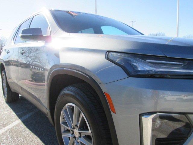 used 2023 Chevrolet Traverse car, priced at $29,177