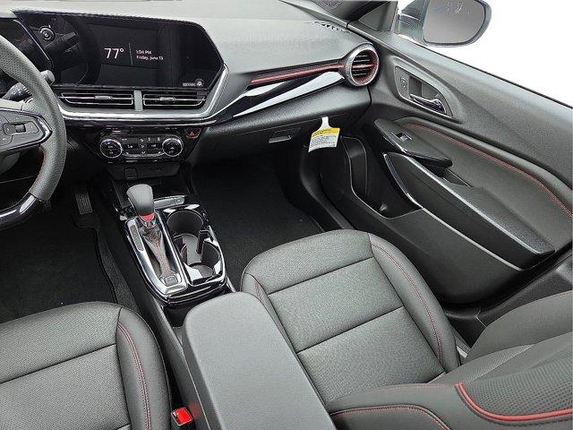new 2025 Chevrolet Trax car, priced at $27,625