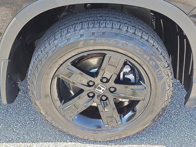 used 2023 Honda Ridgeline car, priced at $35,000