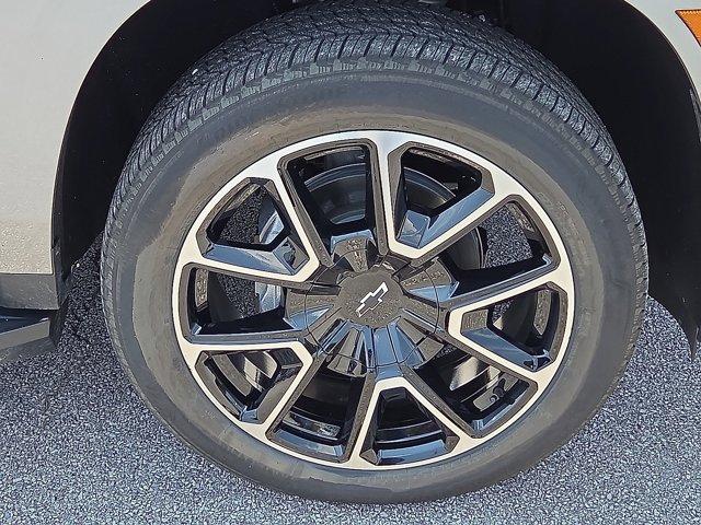 used 2025 Chevrolet Suburban car, priced at $76,000
