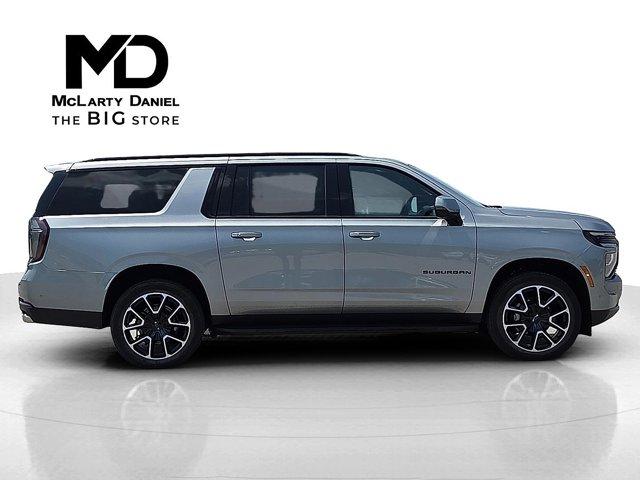 used 2025 Chevrolet Suburban car, priced at $76,000