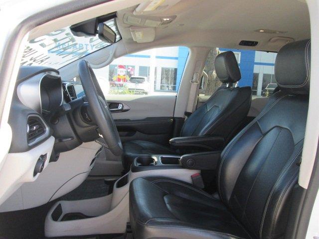 used 2022 Chrysler Pacifica car, priced at $23,281