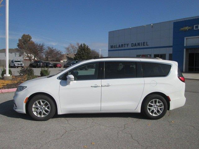 used 2022 Chrysler Pacifica car, priced at $23,281