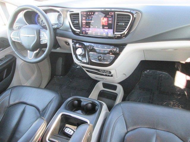 used 2022 Chrysler Pacifica car, priced at $23,281