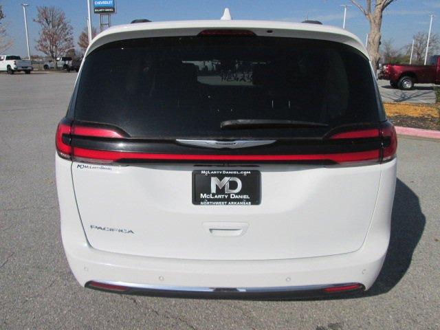 used 2022 Chrysler Pacifica car, priced at $23,281