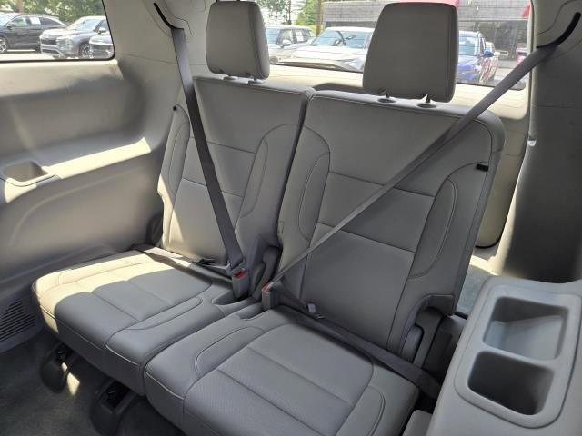 used 2023 GMC Acadia car, priced at $26,277