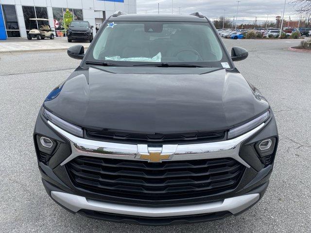 new 2024 Chevrolet TrailBlazer car, priced at $25,000