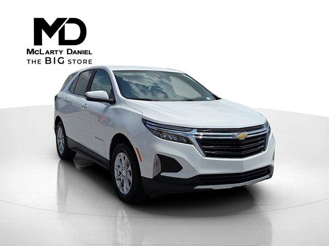 used 2023 Chevrolet Equinox car, priced at $19,422