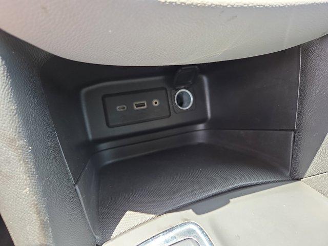 used 2023 Chevrolet Equinox car, priced at $19,422