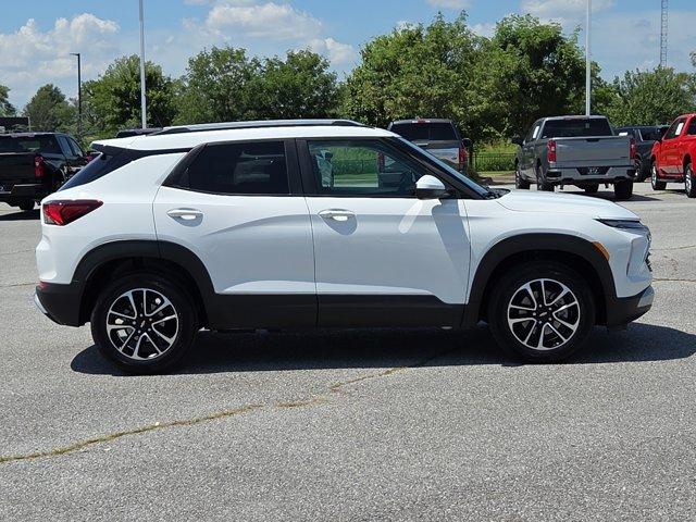 used 2024 Chevrolet TrailBlazer car, priced at $24,933