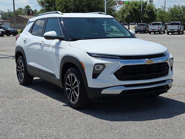 used 2024 Chevrolet TrailBlazer car, priced at $24,933