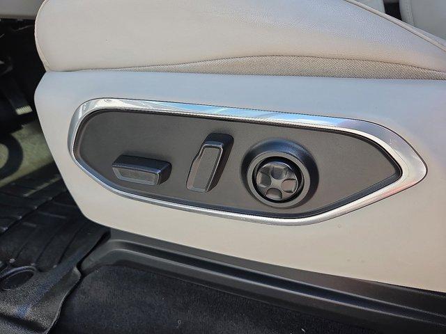 used 2022 Jeep Wagoneer car, priced at $40,000