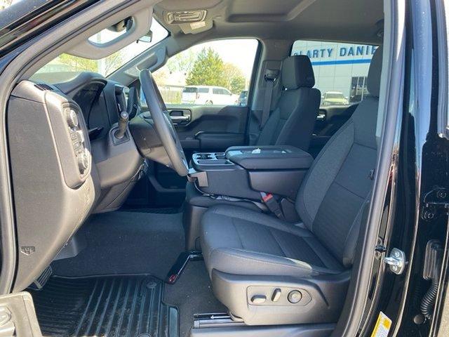 new 2025 Chevrolet Silverado 1500 car, priced at $43,705