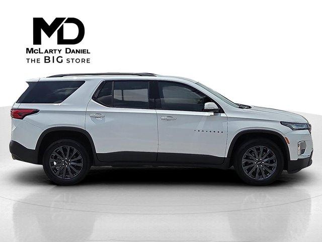 used 2022 Chevrolet Traverse car, priced at $22,801