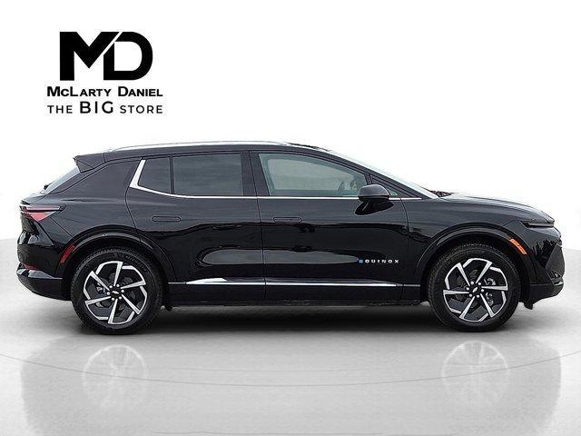 new 2025 Chevrolet Equinox EV car, priced at $37,000