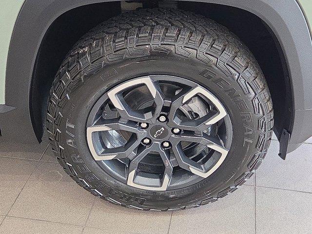 new 2026 Chevrolet Equinox car, priced at $36,340