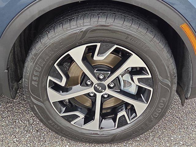 used 2025 Kia Sportage Hybrid car, priced at $28,500