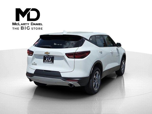new 2025 Chevrolet Blazer car, priced at $31,500